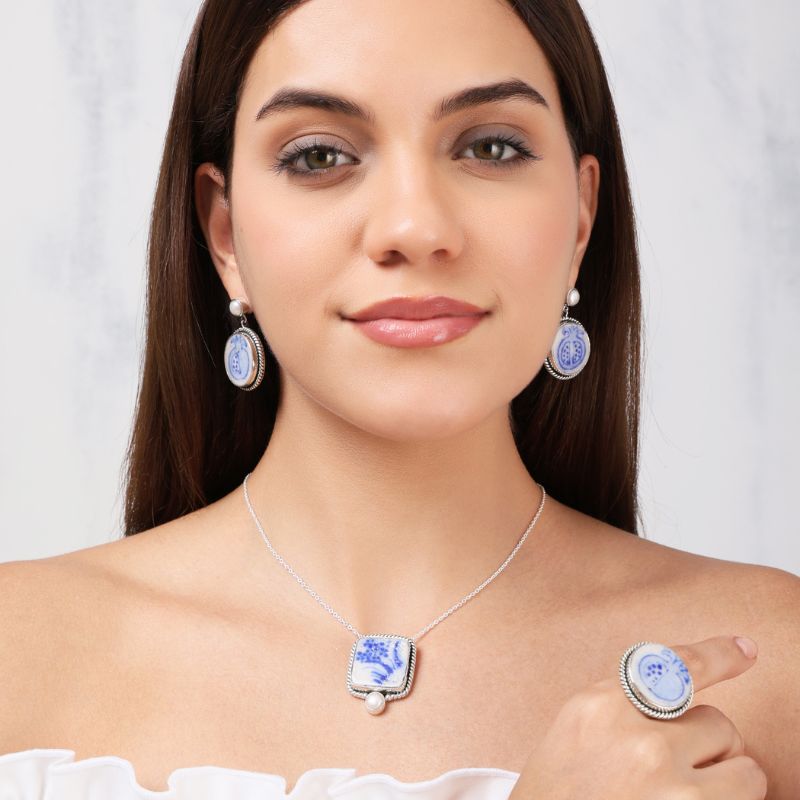 Gul Blue Pottery Silver Pendant