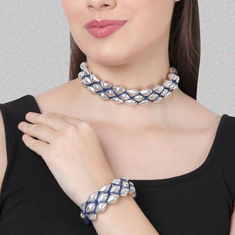 Silver Dholki Bead Blue Choker