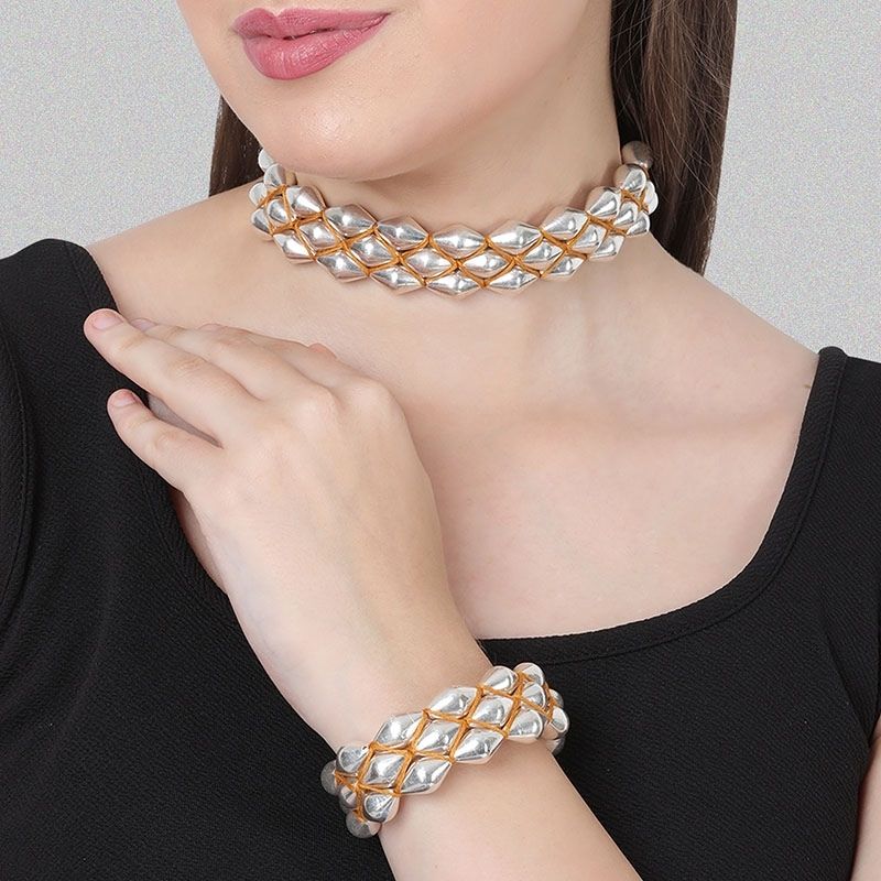 Silver Dholki Bead Mustard Choker